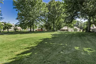 2804 Orchard Dr, Willoughby Hills, OH 44092 - Photo 44