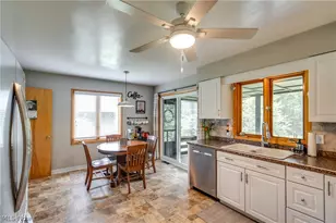 1204 Taplin Ave, New Franklin, OH 44319 - Photo 8