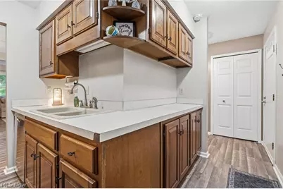 435 Abbeyville Road #E 5, Medina, OH 44256 - Photo 10
