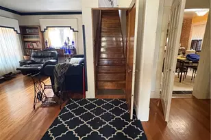 251 Alameda Ave, Youngstown, OH 44504 - Photo 4