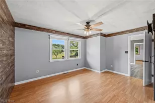 9522 Newton Falls Rd, Ravenna, OH 44266 - Photo 16
