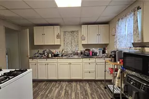 442 Poland Ave, Struthers, OH 44471 - Photo 10