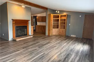 408 Compass Cir SE, New Philadelphia, OH 44663 - Photo 2