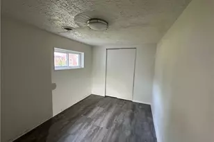 5885 Youngstown Hubbard Rd, Hubbard, OH 44425 - Photo 4