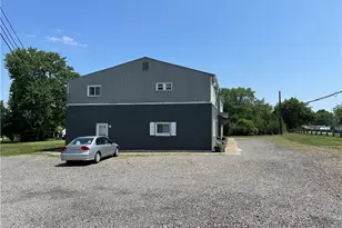 5885 Youngstown Hubbard Rd, Hubbard, OH 44425 - Photo 10