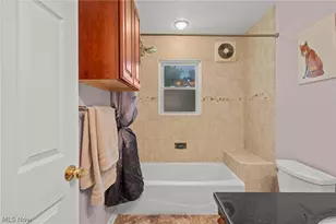1007 S Munroe Rd, Tallmadge, OH 44278 - Photo 10