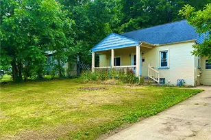 3512 Tangent St, Youngstown, OH 44502 - Photo 2
