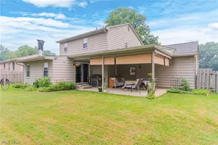 142 S Navarre Ave, Austintown, OH 44515 - Photo 30