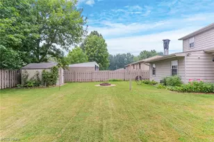 142 S Navarre Ave, Austintown, OH 44515 - Photo 28