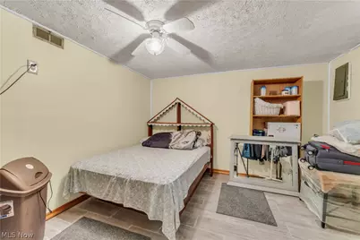 1030 W 29th Street, Lorain, OH 44052 - Photo 24