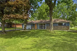 8161 Marianna Blvd, Grandview Heights, OH 44147 - Photo 1