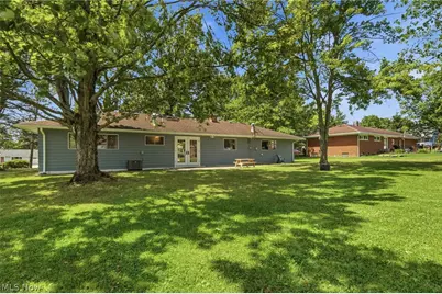8161 Marianna Boulevard, Grandview Heights, OH 44147 - Photo 36