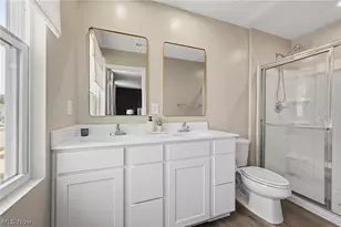 116 Zenith Ct, Eastlake, OH 44095 - Photo 18