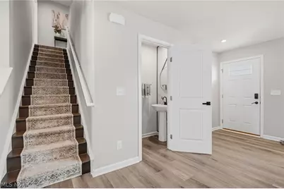 116 Zenith Court, Eastlake, OH 44095 - Photo 14