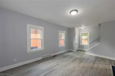 1677 Hillview Road, Loveland, OH 44112 - Photo 2
