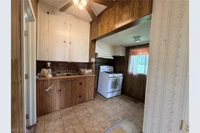 1527 Walnut Street, Zanesville, OH 43701 - Photo 8