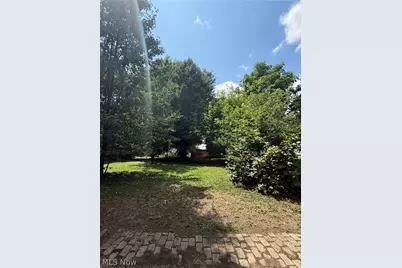 327 S 3rd Street, Coshocton, OH 43812 - Photo 1
