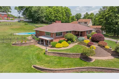 570 East Street, East Palestine, OH 44413 - Photo 4