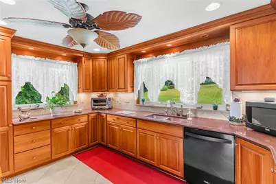 570 East Street, East Palestine, OH 44413 - Photo 40