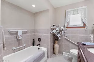 570 East St, East Palestine, OH 44413 - Photo 36