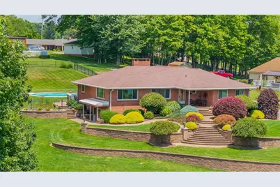 570 East Street, East Palestine, OH 44413 - Photo 4