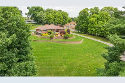 570 East Street, East Palestine, OH 44413 - Photo 2