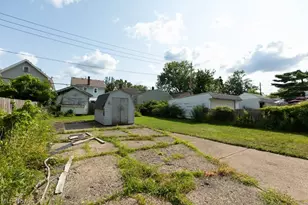2313 Portman Ave, Loveland, OH 44109 - Photo 32