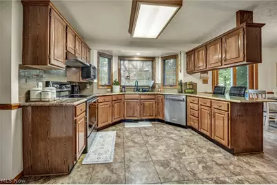 2524 Mallory Lane, Stow, OH 44224 - Photo 8