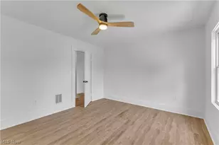 2233 E 93rd St, Loveland, OH 44106 - Photo 20
