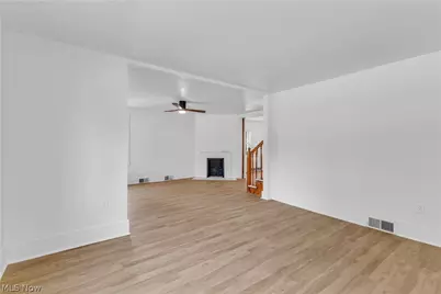 2233 E 93rd Street, Loveland, OH 44106 - Photo 6