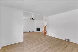 2233 E 93rd St, Loveland, OH 44106 - Photo 6