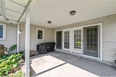4845 Redwood Drive, Sheffield Lake, OH 44054 - Photo 30