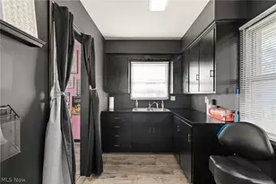 128 Walter St, Bellevue, OH 44811 - Photo 6
