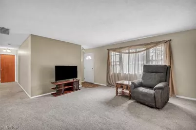 9186 Shepard Road, Macedonia, OH 44056 - Photo 4