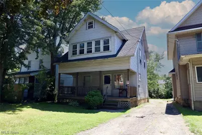 48 E Brookside Avenue, Akron, OH 44301 - Photo 2