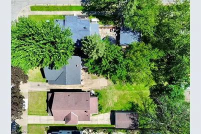 48 E Brookside Avenue, Akron, OH 44301 - Photo 6