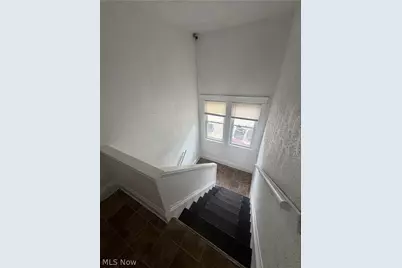 1338 E 125th Street, Loveland, OH 44112 - Photo 2