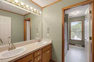 301 Aynesly Way, Brunswick, OH 44212 - Photo 28