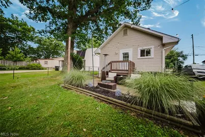 7611 Manor Drive, Mentor on the Lake, OH 44060 - Photo 36