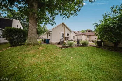 7611 Manor Drive, Mentor on the Lake, OH 44060 - Photo 38