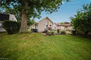 7611 Manor Dr, Mentor on the Lake, OH 44060 - Photo 38