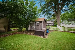 7611 Manor Dr, Mentor on the Lake, OH 44060 - Photo 32