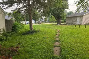 355 12th, Elyria, OH 44035 - Photo 4