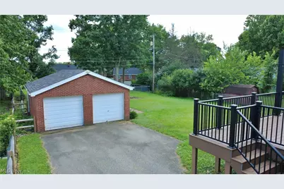 520 Harding Road, Zanesville, OH 43701 - Photo 8