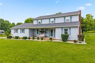 6385 Harbor Dr NW, Canton, OH 44718 - Photo 1