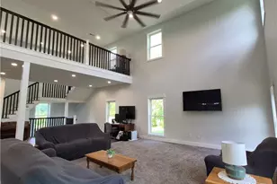 2252 Applegrove St NE, Canton, OH 44721 - Photo 6