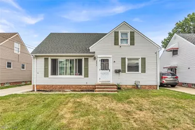 30015 Warren Road, Wickliffe, OH 44092 - Photo 2