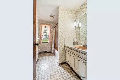 5525 Glenhill Avenue NE, Canton, OH 44721 - Photo 16