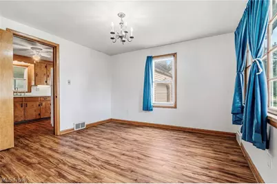 321 Woodrow Street NW, North Canton, OH 44720 - Photo 10