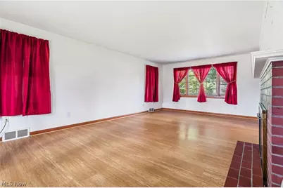 321 Woodrow Street NW, North Canton, OH 44720 - Photo 6